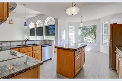 11817 Watercrest Court, Austin, TX 78738 - Photo 12