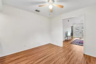 1413 W Braker Ln, Austin, TX 78758 - Photo 20