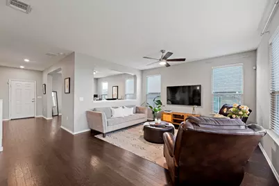 7800 Peccary Drive, Austin, TX 78744 - Photo 4