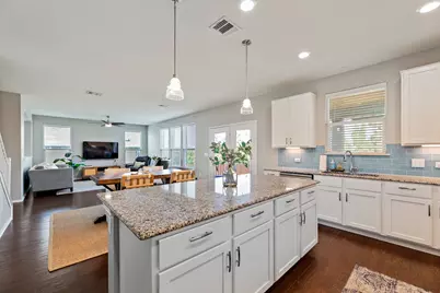 7800 Peccary Drive, Austin, TX 78744 - Photo 8