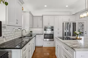 4105 Summit Hurst, New Braunfels, TX 78132 - Photo 6