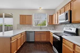 6014 Lone Star Ct, Hutto, TX 78634 - Photo 14