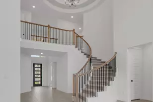 162 Montecilo Dr, Liberty Hill, TX 78642 - Photo 2