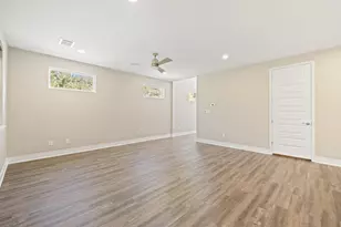 200 Manawianui Dr, Bastrop, TX 78602 - Photo 10