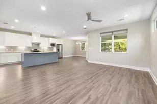 200 Manawianui Dr, Bastrop, TX 78602 - Photo 8