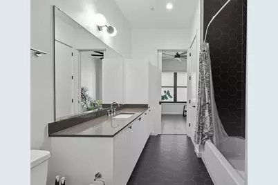 800 Embassy Drive #320, Austin, TX 78702 - Photo 12