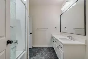 107 Copperleaf Rd, Lakeway, TX 78734 - Photo 22