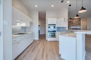 107 Copperleaf Rd, Lakeway, TX 78734 - Photo 8