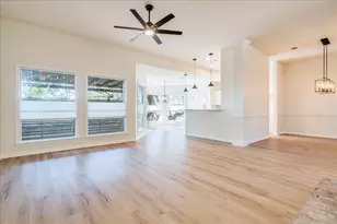 107 Copperleaf Rd, Lakeway, TX 78734 - Photo 14