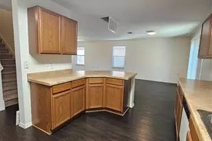 7020 Doyal Dr, Austin, TX 78747 - Photo 6