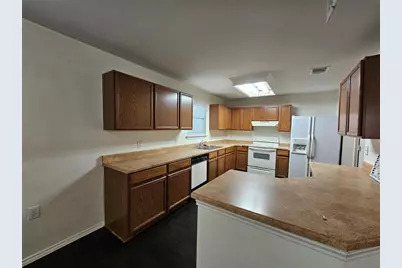 7020 Doyal Drive, Austin, TX 78747 - Photo 4