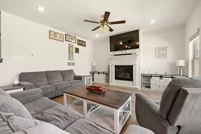 100 Windgate Drive, Hutto, TX 78634 - Photo 4