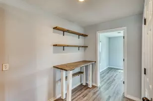 609 Dickson St, Lexington, TX 78947 - Photo 4