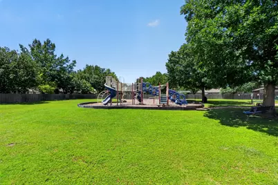 300 N Carriage Hills Drive, Georgetown, TX 78626 - Photo 32