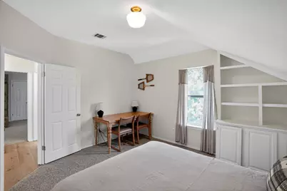300 N Carriage Hills Drive, Georgetown, TX 78626 - Photo 20