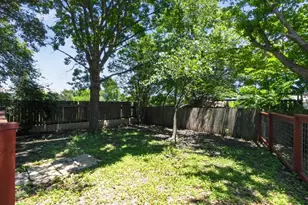 300 N Carriage Hills Dr, Georgetown, TX 78626 - Photo 30