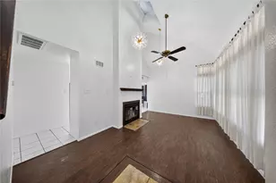 105 N Summit Ridge Dr, Point Venture, TX 78645 - Photo 2