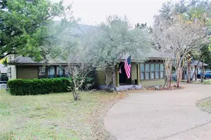 105 N Summit Ridge Dr, Point Venture, TX 78645 - Photo 1