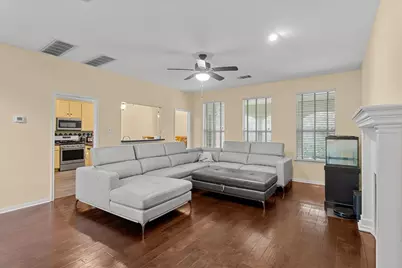 310 N Carriage Hills Drive, Georgetown, TX 78626 - Photo 10