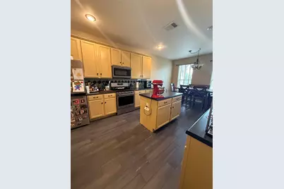 310 N Carriage Hills Drive, Georgetown, TX 78626 - Photo 6