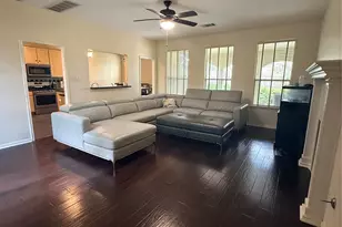 310 N Carriage Hills Dr, Georgetown, TX 78626 - Photo 10