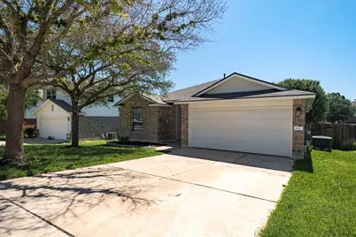 645 Fort Thomas Place, Round Rock, TX 78664 - Photo 2