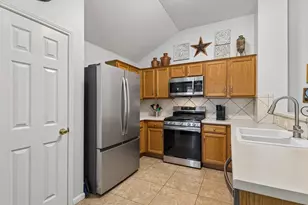 271 Bluestem St, Kyle, TX 78640 - Photo 20