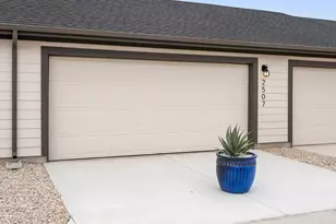 2518 Violet Theo Ln, Round Rock, TX 78665 - Photo 30