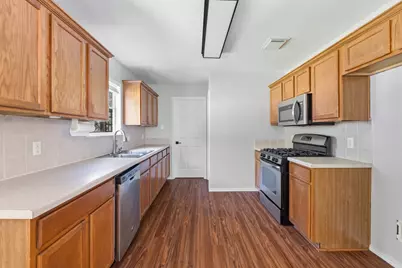 2674 Bradley Lane, Round Rock, TX 78664 - Photo 10