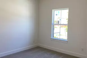 2220 Sarabanda St, Round Rock, TX 78681 - Photo 10