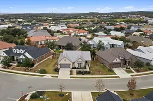 313 Racing Oak Loop, San Marcos, TX 78666 - Photo 6