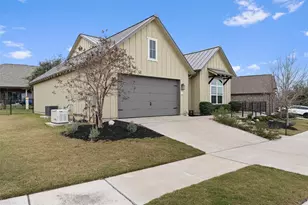 313 Racing Oak Loop, San Marcos, TX 78666 - Photo 4