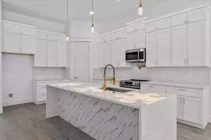 112 N Pohakea Dr, Bastrop, TX 78602 - Photo 8