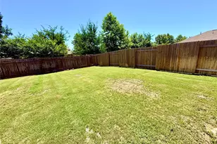 109 Sunnymeade Ln, Jarrell, TX 76537 - Photo 12