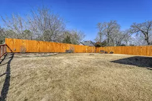 320 Kaanapali Ln, Bastrop, TX 78602 - Photo 28