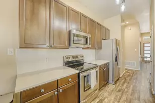 320 Kaanapali Ln, Bastrop, TX 78602 - Photo 10