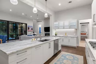 8317 Carranzo Dr, Austin, TX 78735 - Photo 10