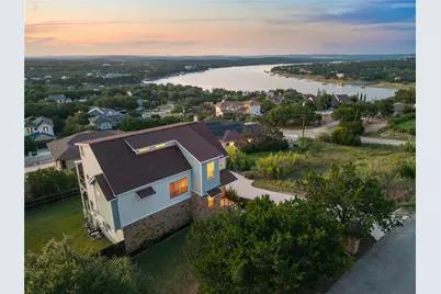 406 Rogart Drive, Spicewood, TX 78669 - Photo 22