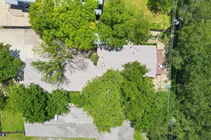5704 Gloucester Ln, Austin, TX 78723 - Photo 22