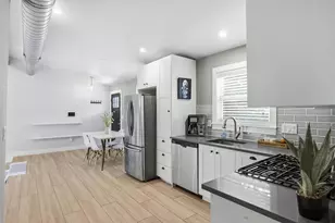 5704 Gloucester Ln, Austin, TX 78723 - Photo 14