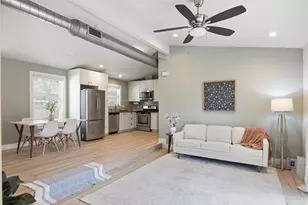 5704 Gloucester Ln, Austin, TX 78723 - Photo 14