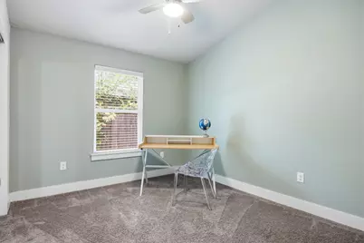 5704 Gloucester Lane #A, Austin, TX 78723 - Photo 18
