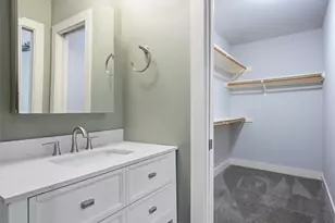 5704 Gloucester Ln, Austin, TX 78723 - Photo 24