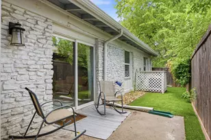 5704 Gloucester Ln, Austin, TX 78723 - Photo 24