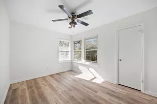 5812 Avery Island Ave, Austin, TX 78727 - Photo 24