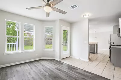 607 Sparkling Brook Lane, Leander, TX 78641 - Photo 10