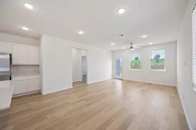 195 Hornet Street, Elgin, TX 78621 - Photo 10
