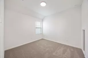 195 Hornet St, Elgin, TX 78621 - Photo 24
