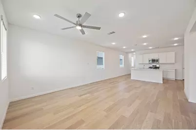 195 Hornet Street, Elgin, TX 78621 - Photo 12