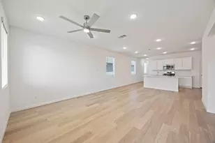 195 Hornet St, Elgin, TX 78621 - Photo 12